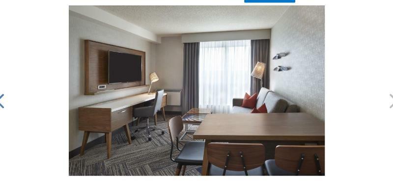 โฟร์ พอยต์ บาย เชอราตัน โทรอนโตแอร์พอร์ต อีสต์ Hotel โตรอนโต ภายนอก รูปภาพ