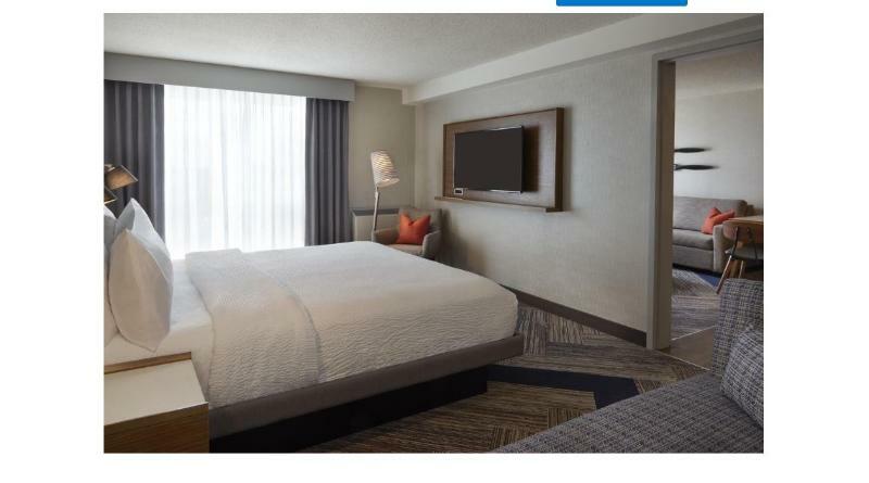 โฟร์ พอยต์ บาย เชอราตัน โทรอนโตแอร์พอร์ต อีสต์ Hotel โตรอนโต ภายนอก รูปภาพ